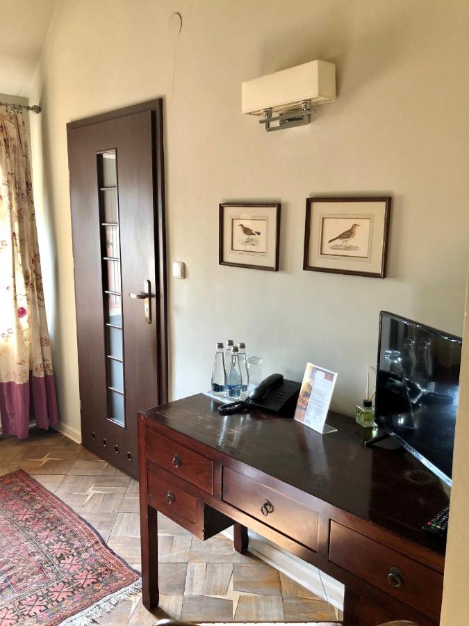 Villa Riccona Bronisze Экстерьер фото